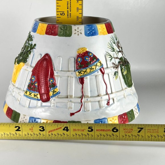 Christmas Winter Holiday Yankee Candle Lamp Shade Topper Multicolor Collectible - Picture 11 of 12